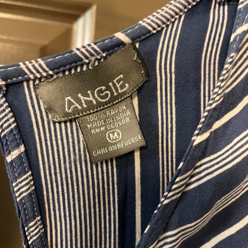 Jumpsuit Size Medium - Picture 2 of 3